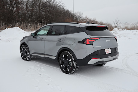 2026 Kia Sportage PHEV Review Body Image