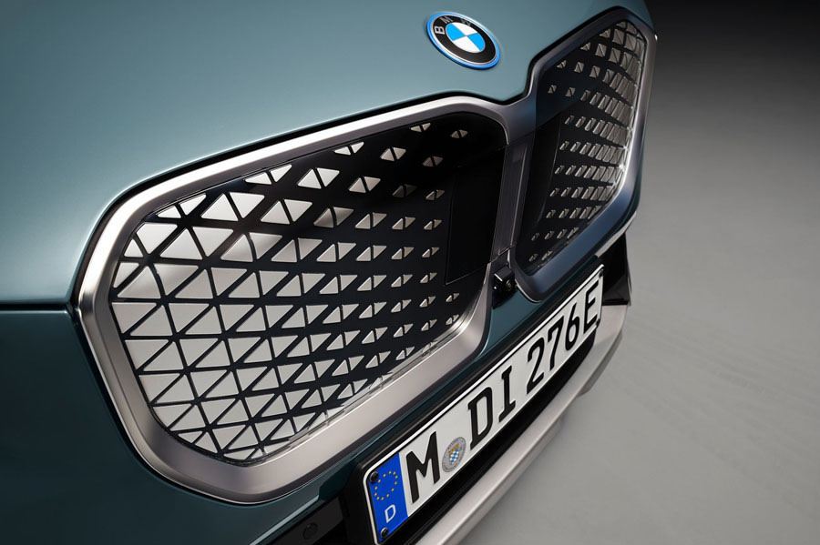 BMW-iX1_eDrive20-2024-1600-07.jpg