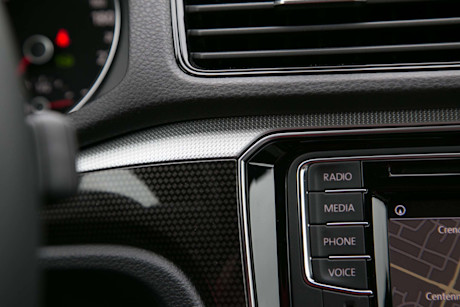 Editorial 2018 volkswagen passat gt 14 jw