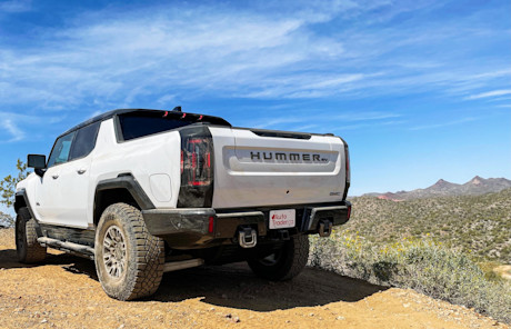 Editorial 2022 gmc hummer ev edition 1 pickup 10 ct