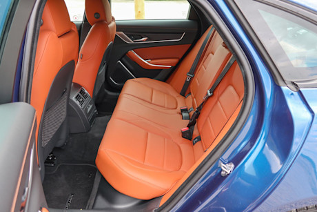 Editorial 2021 jaguar xf p300 r dynamic 18 jm