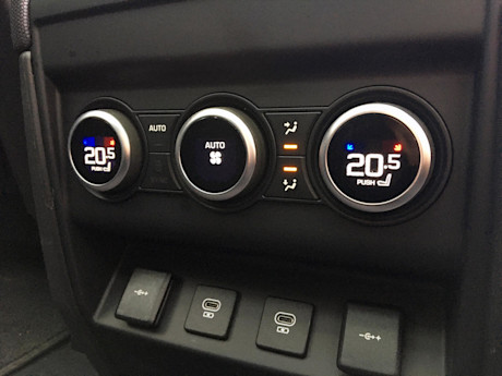 Land Rover Defender 90 P400 X-Dynamic 2021 : essai routier Image