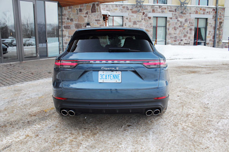 Editorial 2019 porsche cayenne s 04 pb