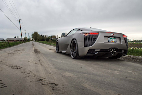 Editorial 04c bm lexus lfa vs toyota 2000gt