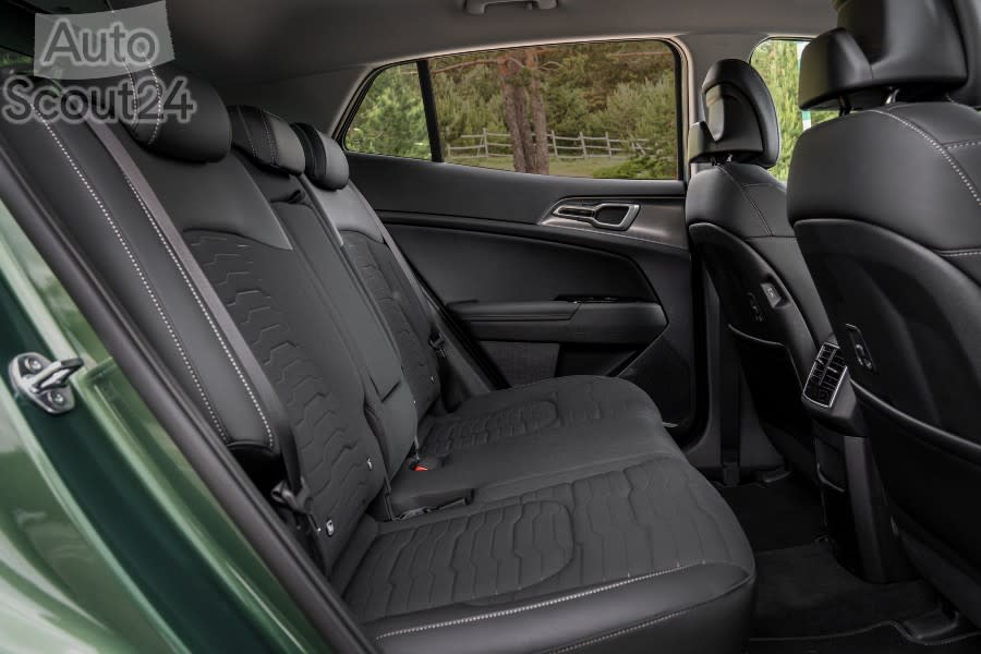 KIA SPORTAJE PHEV_046(1).jpg