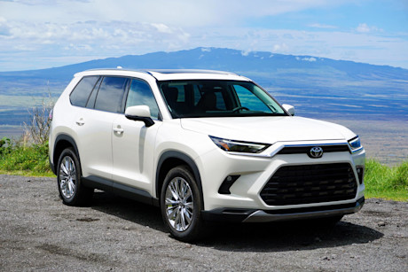 Editorial 2024 toyota grand highlander 04 di