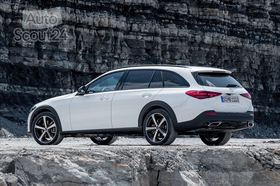 Mercedes-Benz-C-Class_All-Terrain-2022-1600-17.jpg