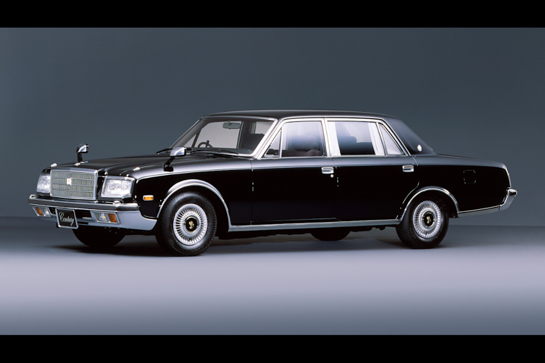 Toyota_century_l_type.jpeg