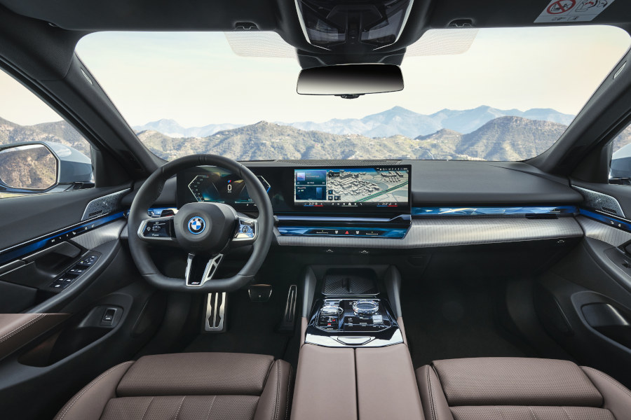 interior-nuevo-bmw-serie-5-2023 (2).jpg
