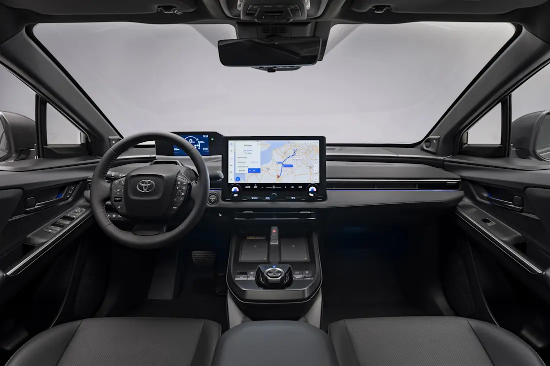 toyota-bz4x-wordt-6000-euro-goedkoper-maar-je-levert-wel-wat-in-2025-04