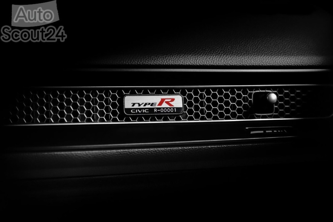 Honda-Civic_Type_R-2023-1280-17.jpg