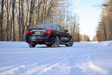 Editorial 10 jp 2015 infiniti q70l