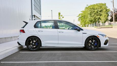 Editorial 2023 volkswagen golf r 20th anniversary edition 230803 05 jk