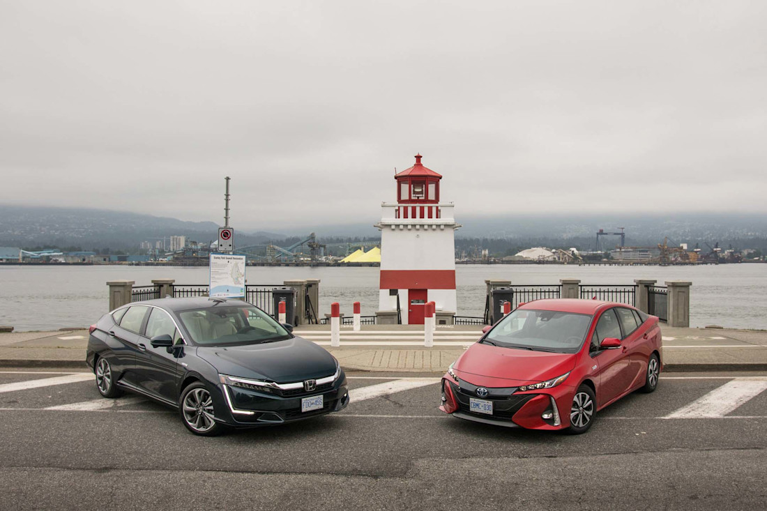 Editorial 2018 honda clarity vs toyota prius prime 03 bm