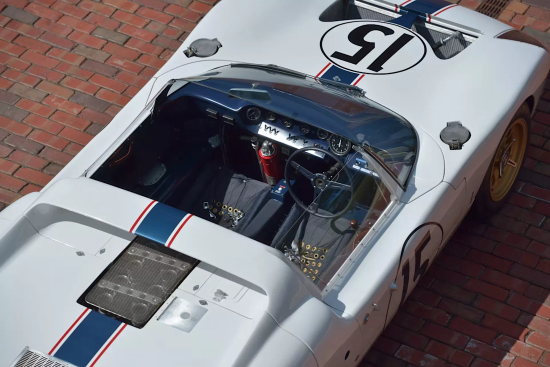 Ford-GT40-Roadster-Prototype-1965 (4).jpg