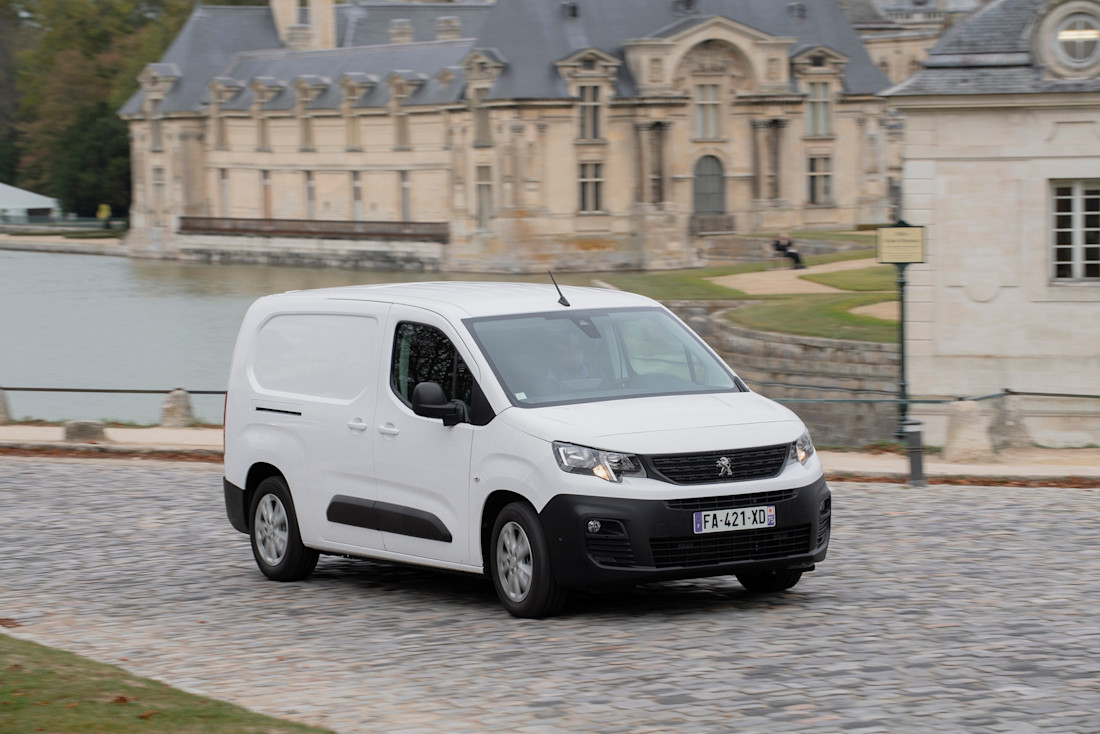 PEUGEOT_PARTNER_Long_0