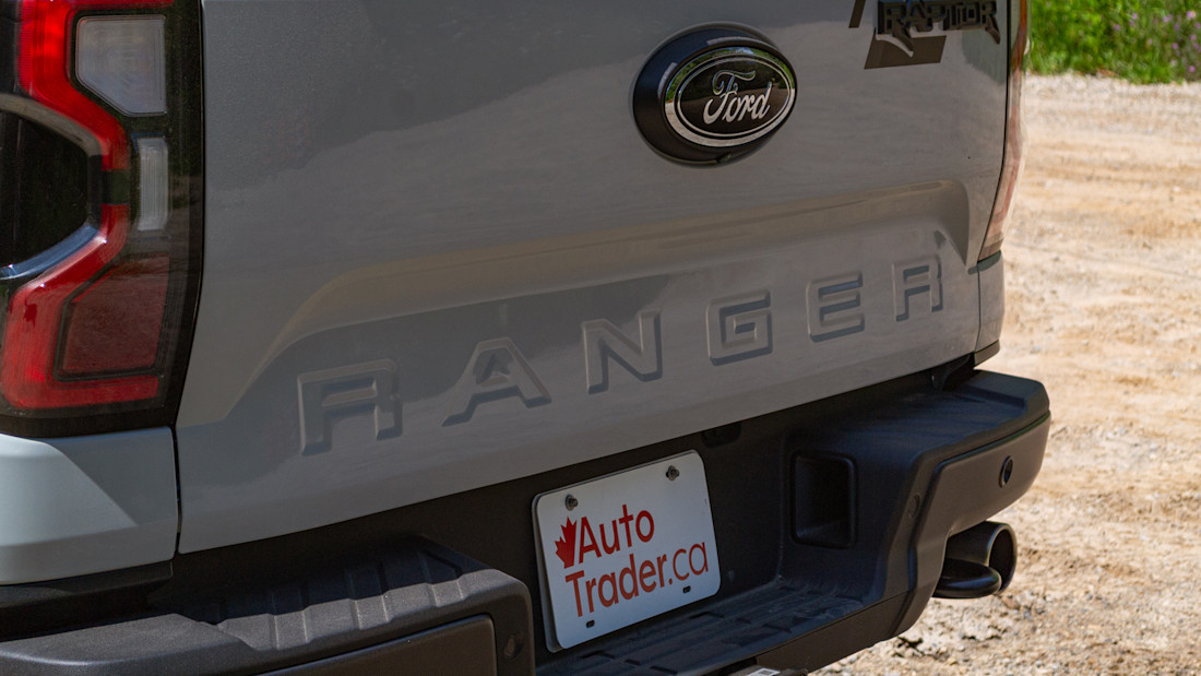 2026 Ford Ranger Raptor v Toyota Tacoma TRD Pro - Comp - KP - 261009 - 10.jpg