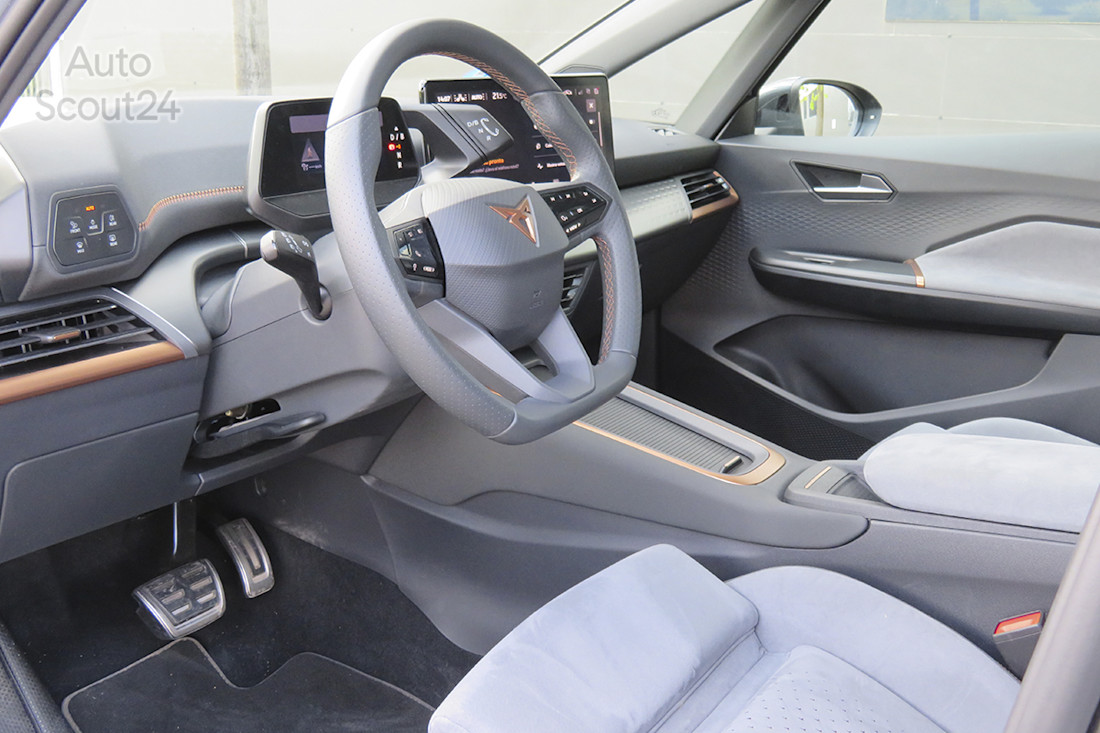 16_cupra_born.JPG