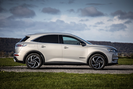 DS 7 CROSSBACK E-TENSE 4X4 2 1