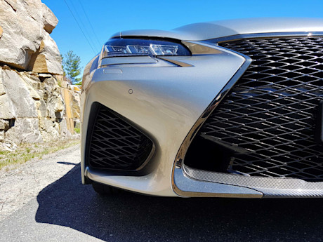 Editorial 2017 lexus gs f 10 jp