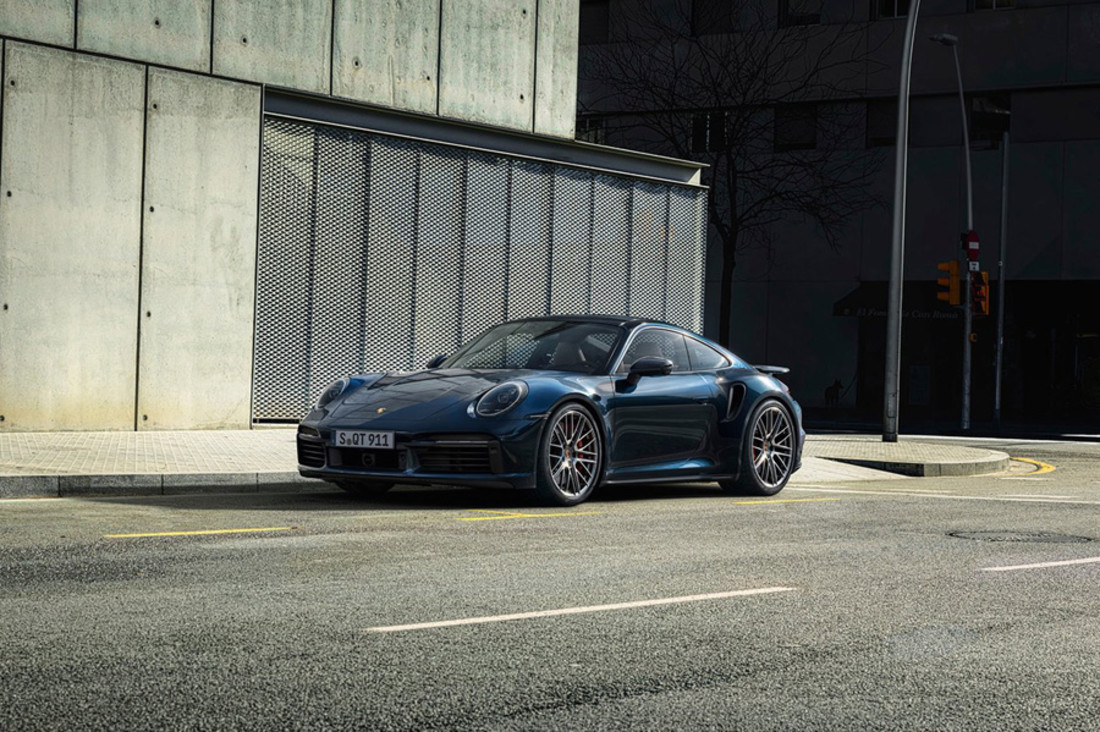 Porsche-911_Turbo-2021-1280-01.jpg