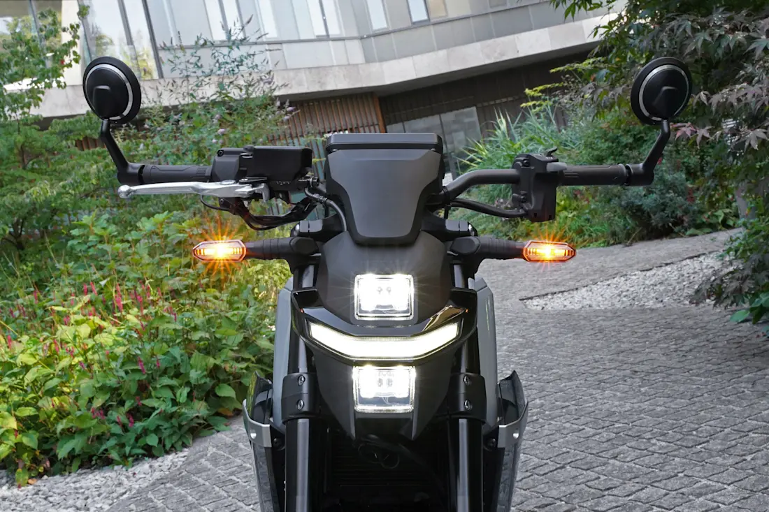 2 honda-wn7-2026-front