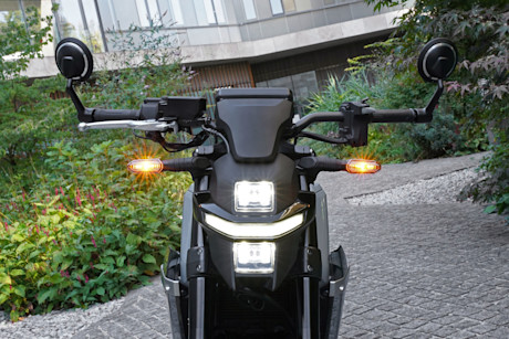 2 honda-wn7-2026-front