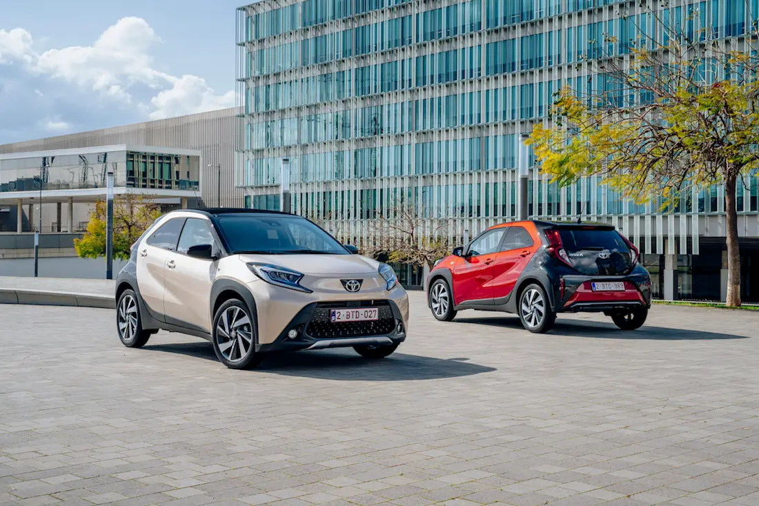 toyota aygo x 686