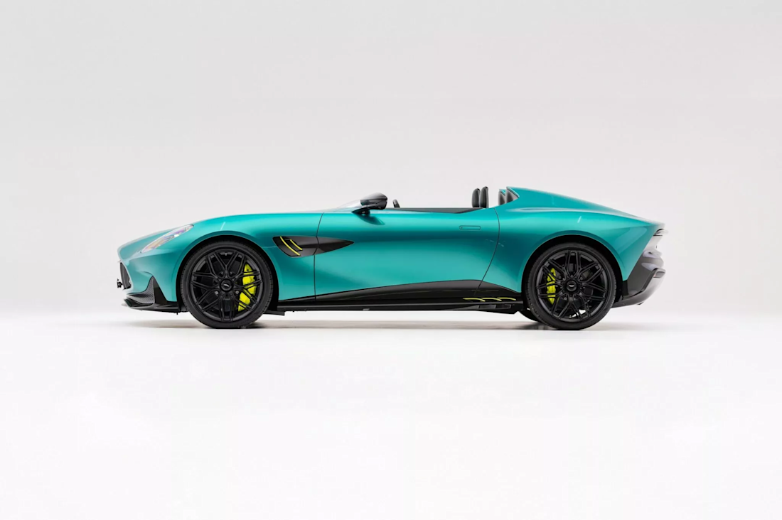 Aston-Martin-DBR22-fernando-alonso (4).jpg