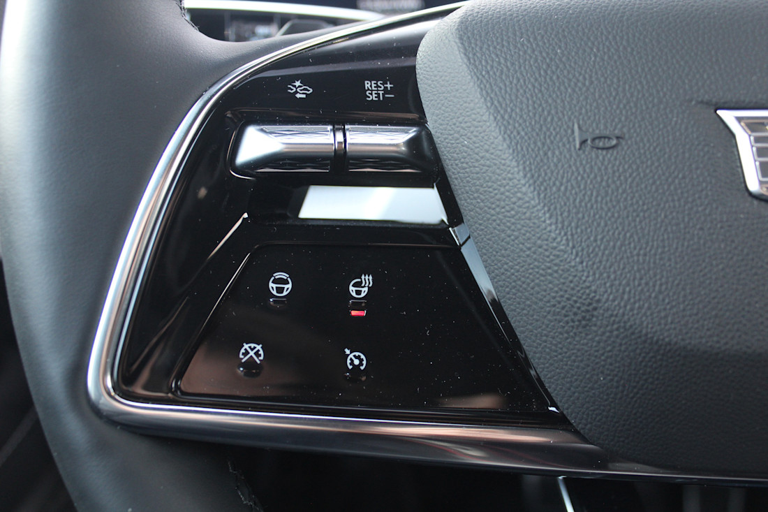 2026 Cadillac Optiq - TD - PB - 260223 - 23.jpg