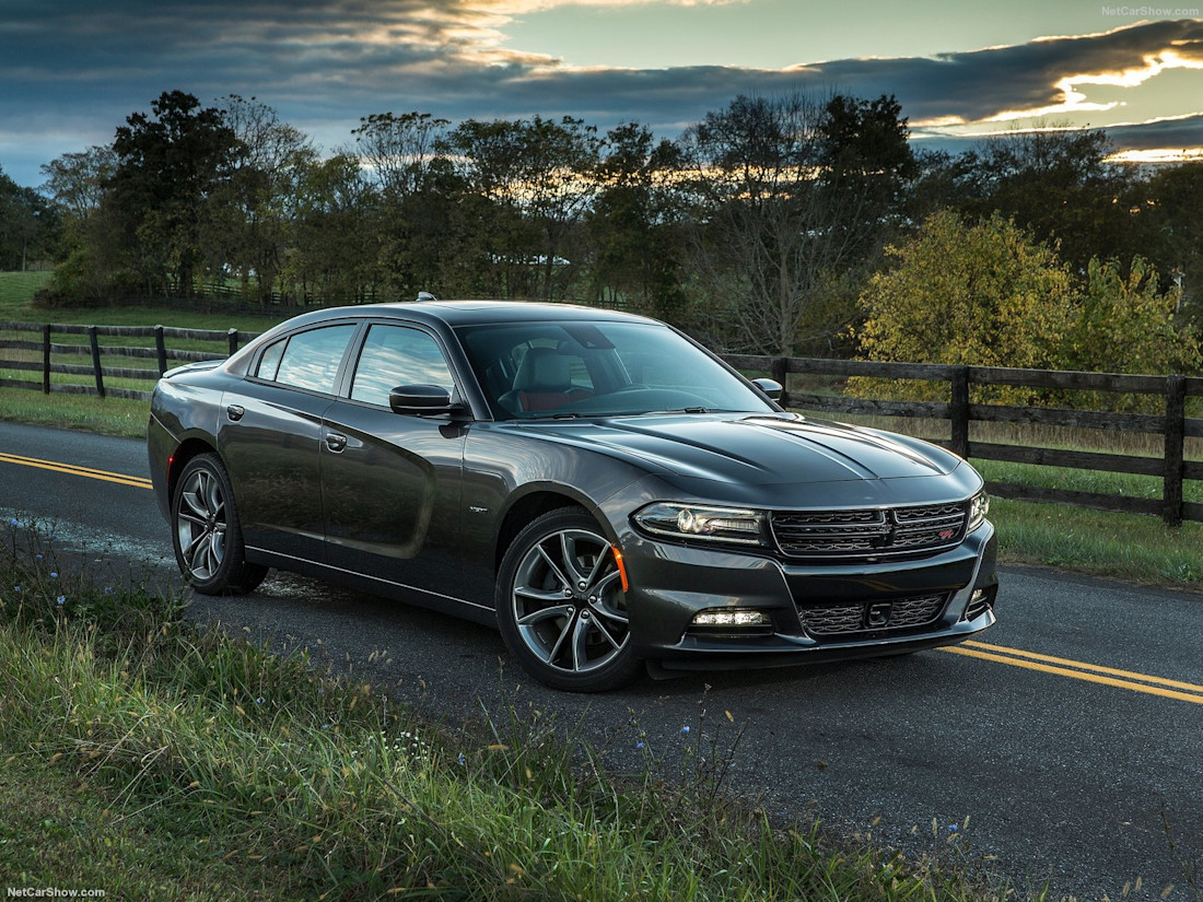 Dodge-Charger-2015-1600-01