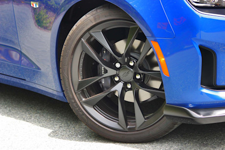 Editorial 2019 chevrolet camaro 1lt coupe 10 dh