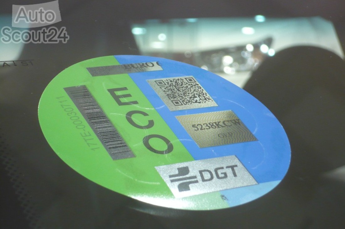 ssangyong tivoli glp 128 cv (3).jpg