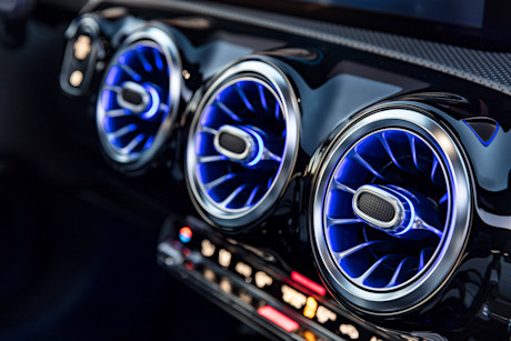 Editorial 17c829 006 source