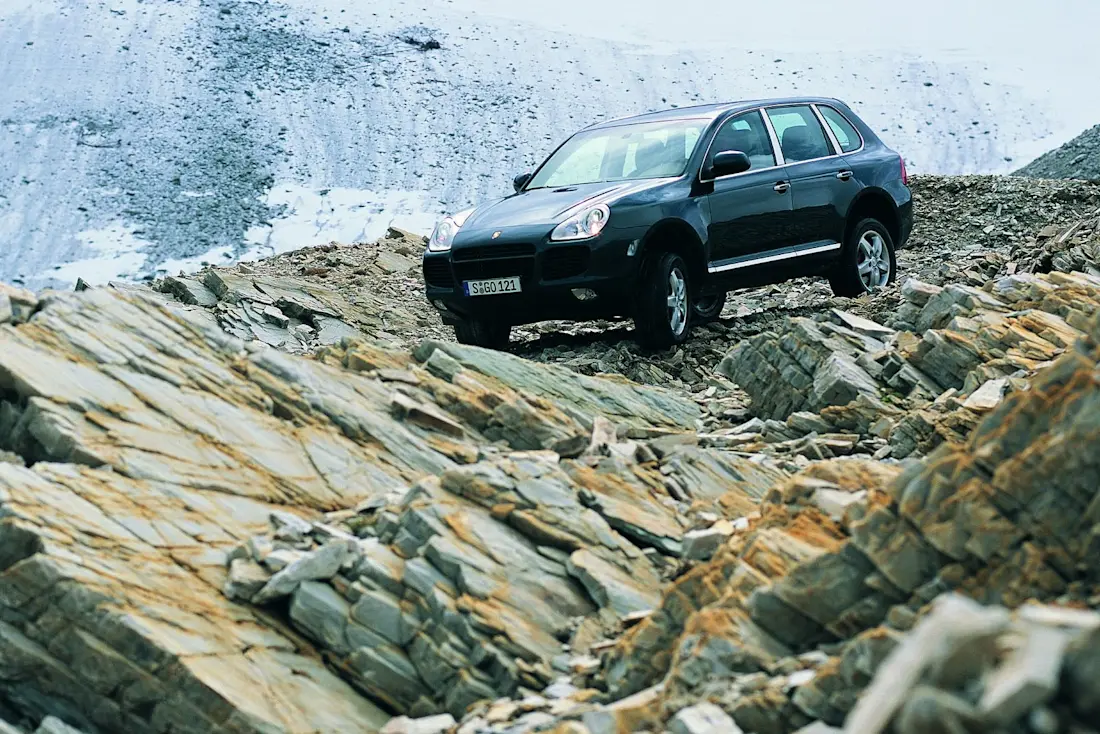 Porsche-Cayenne-Turbo-Offroad Porsche-Cayenne-Turbo-Offroad
