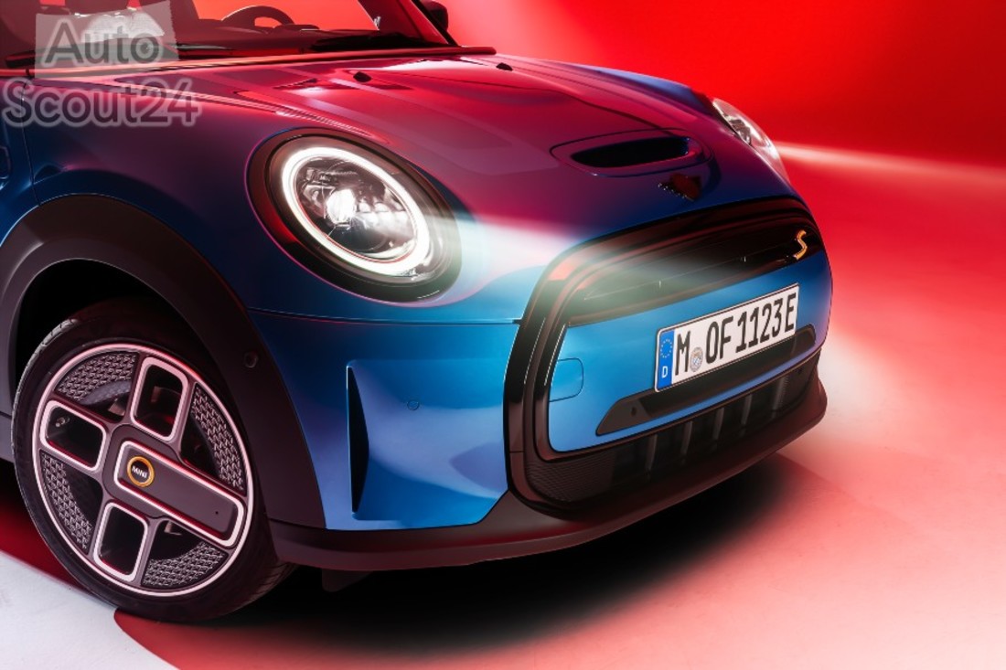 P90411713_highRes_mini-cooper-se-colle (1).jpg