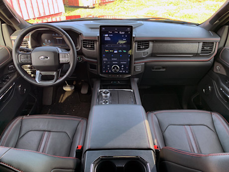 Editorial 2022 ford expedition limited stealth edition 18 mg