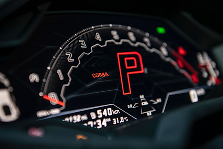 Editorial 2023 lamborghini huracan tecnica 25 sha