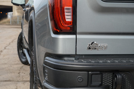 Editorial 2023 gmc sierra 1500 at4x 24 jv