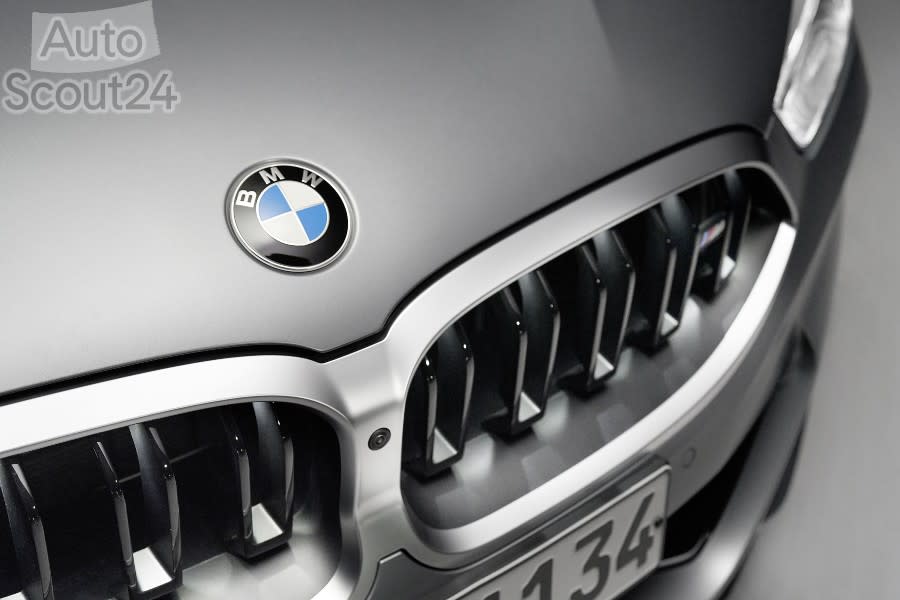 P90449087_highRes_bmw-m850i-xdrive-con.jpg