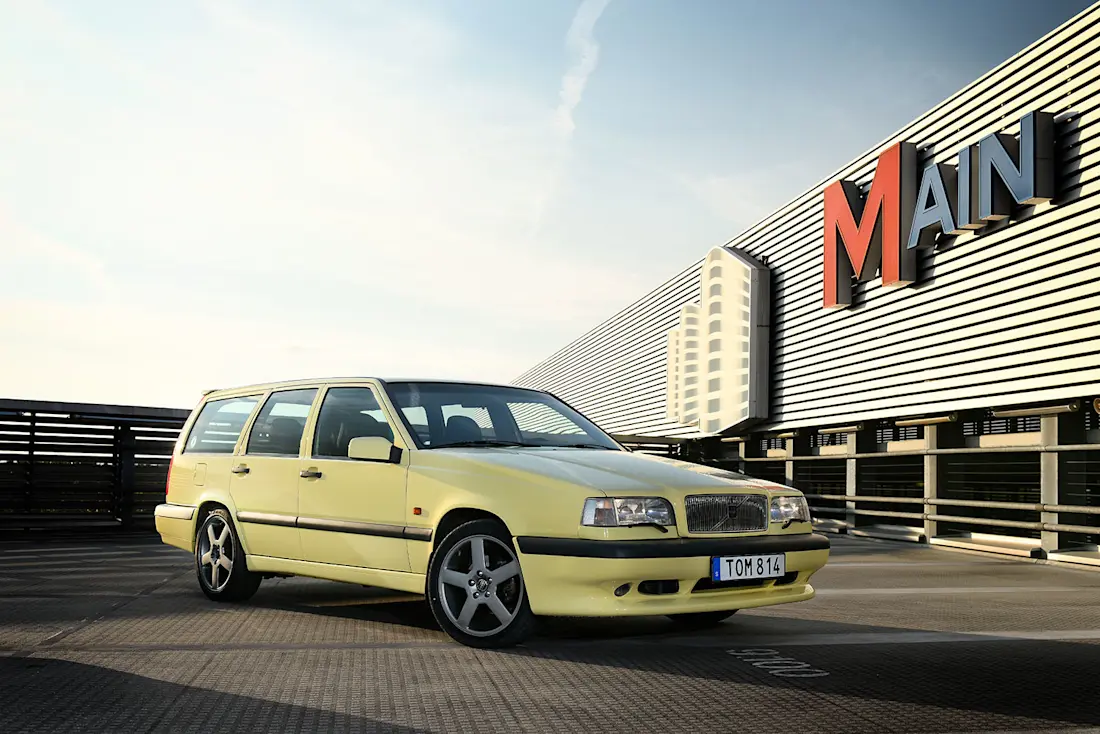 Volvo 850 T5R Front-Side
