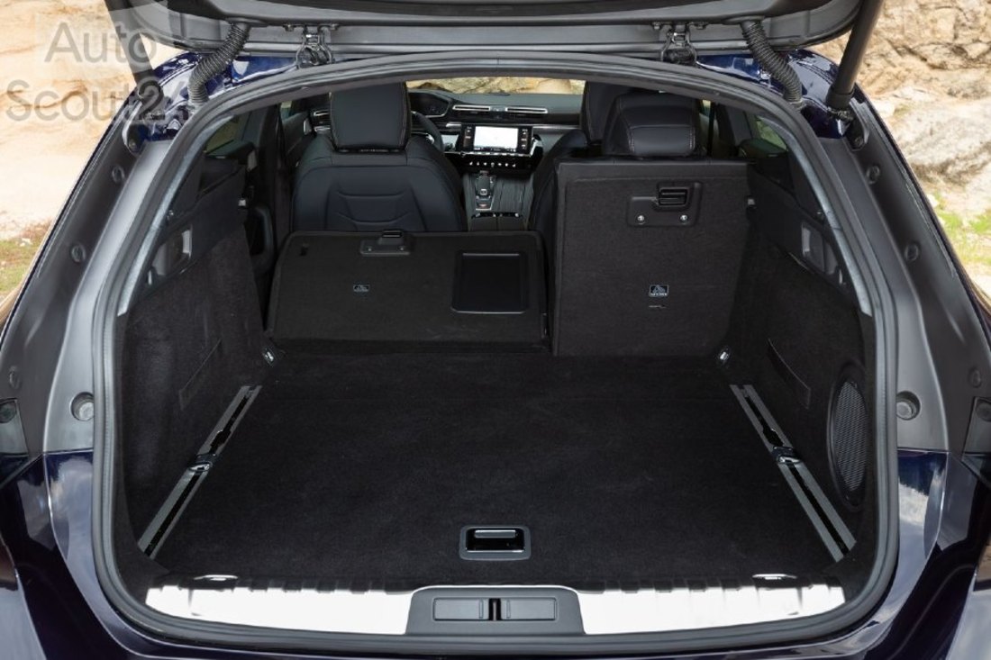 Peugeot-508_SW-2019-1280-c5 (1).jpg