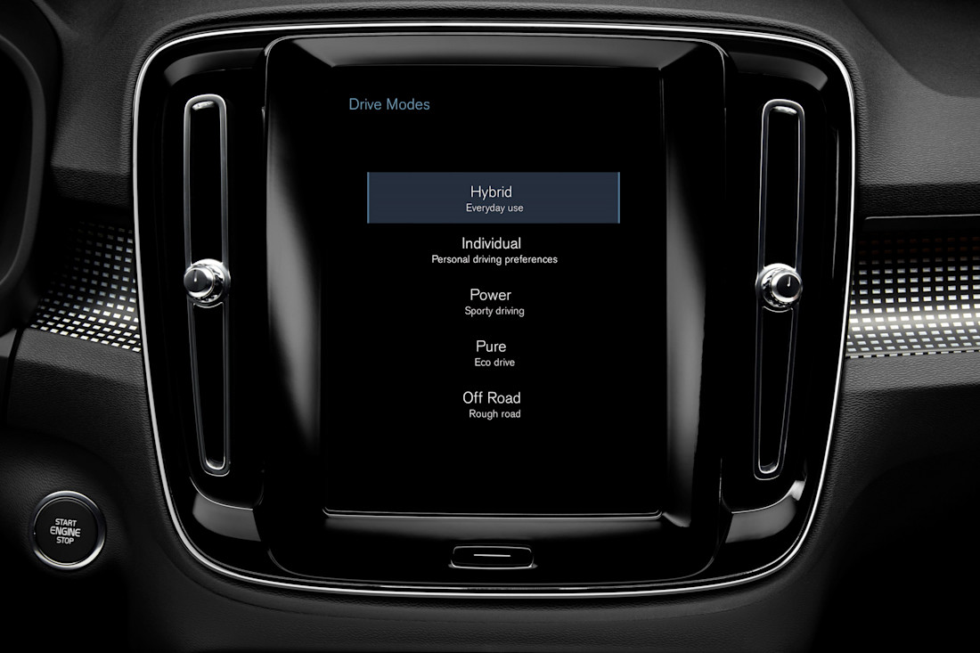 AS24 - Volvo XC40 Twin Engine (7).jpg