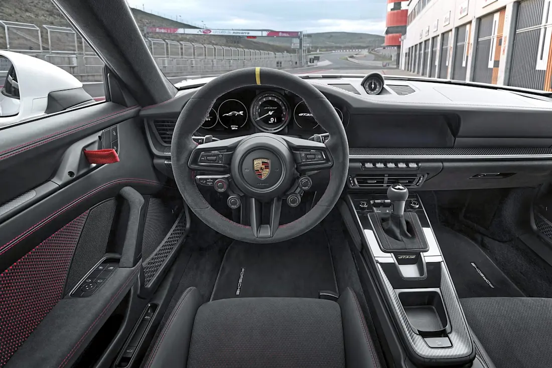 porsche-911-gt3-rs-2023-2