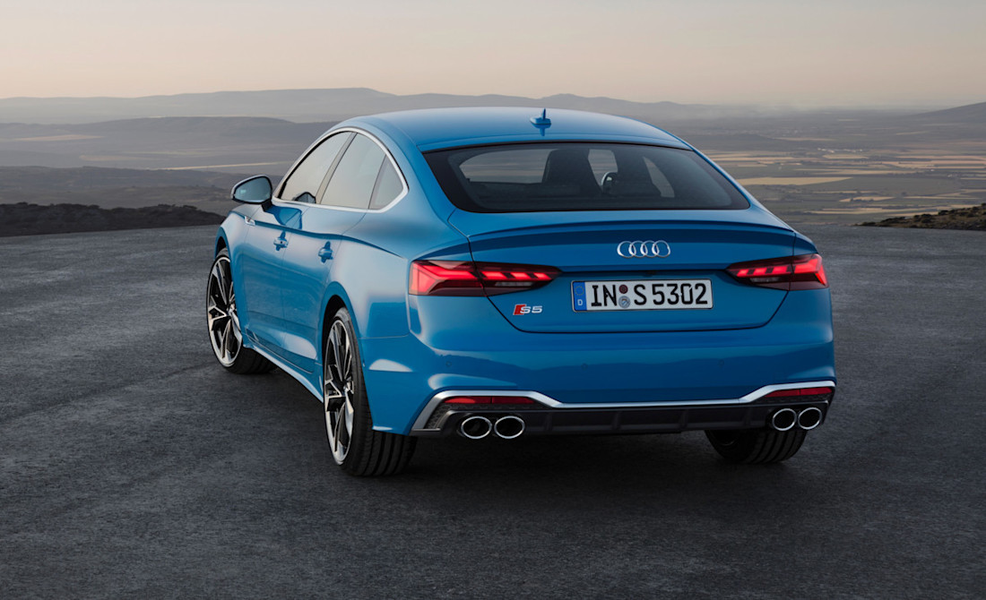 audi-s5-back