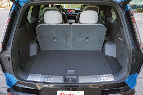 Editorial 2024 kia ev9 land gt line awd td 240417 20 di