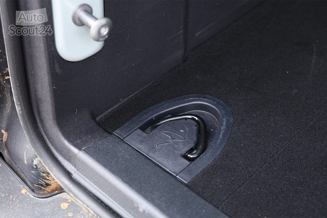 Ford-Bronco-2024-maletero (4).jpg