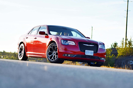 Editorial 2016 chrysler 300s hemi 00 jp