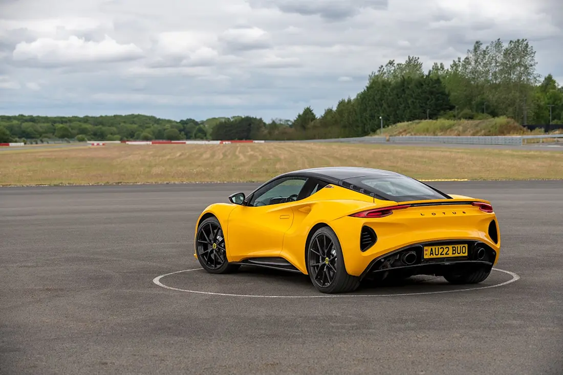 BEBE20250904 Lotus Emira Turbo SE 01