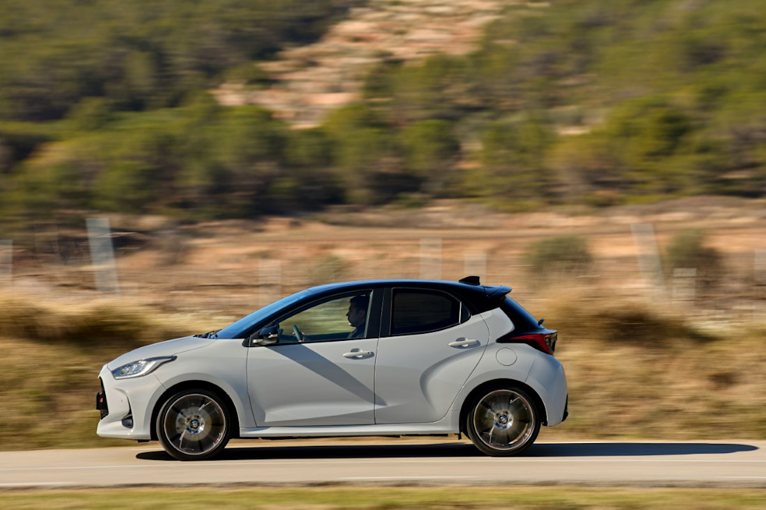 2024_YARIS_GRS_DPL_EXT_DYNAMIC_HIGH 0013